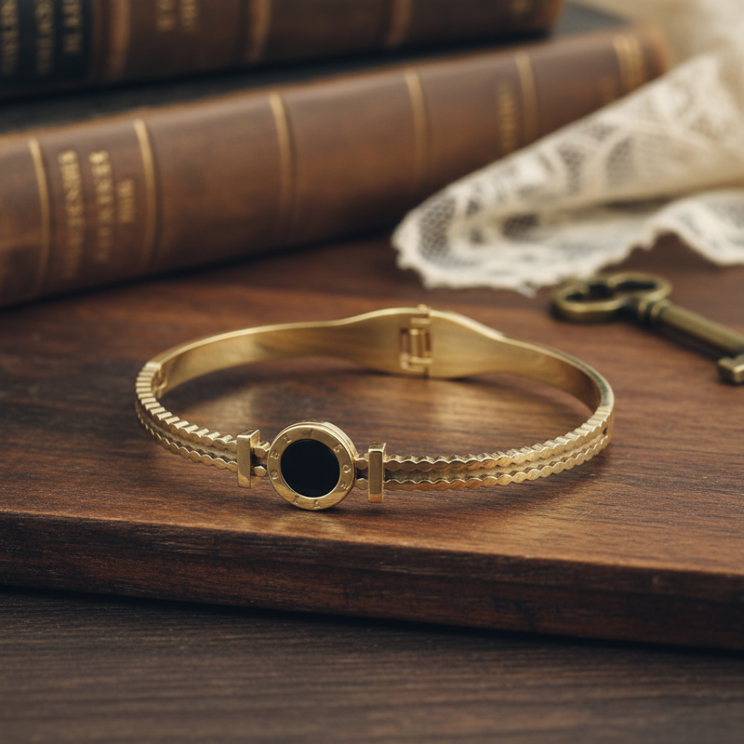 Noir Luxe Gold-Plated Bracelet