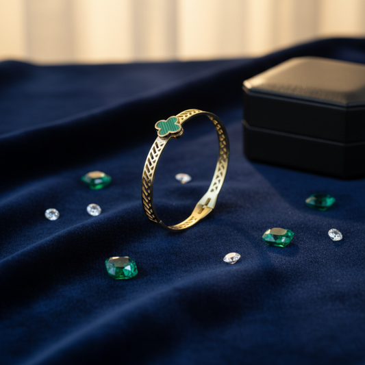 Gold Plated Green Clover Stone Bracelet