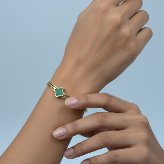 Gold Plated Green Clover Stone Bracelet