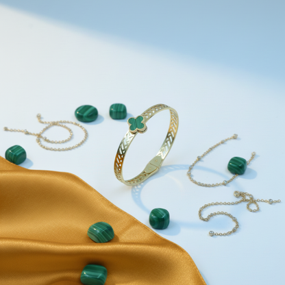 Gold Plated Green Clover Stone Bracelet